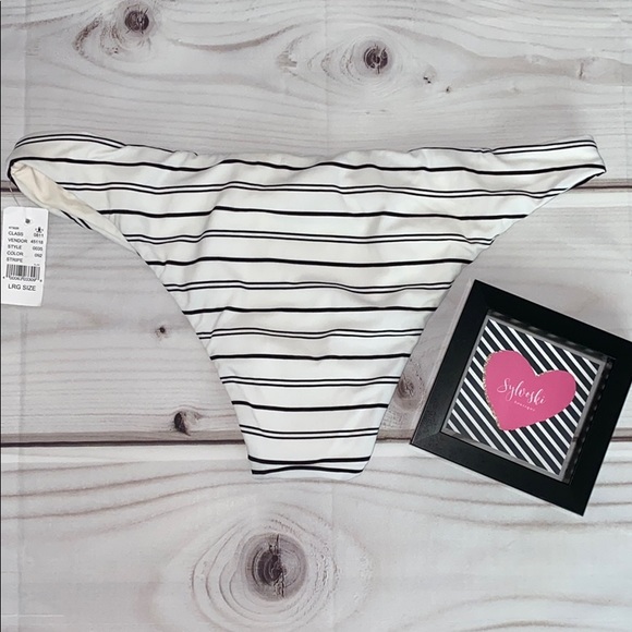 🔥 LA Hearts Performs Striped Seamless NWT - Picture 4 of 4